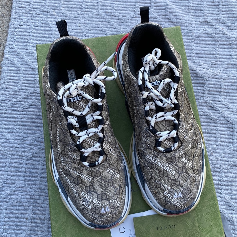 AUTHENTIC Balenciaga/ Gucci ULZ10 sneakers
